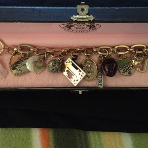 COPY - Vintage Juicy Couture charm bracelet🎀